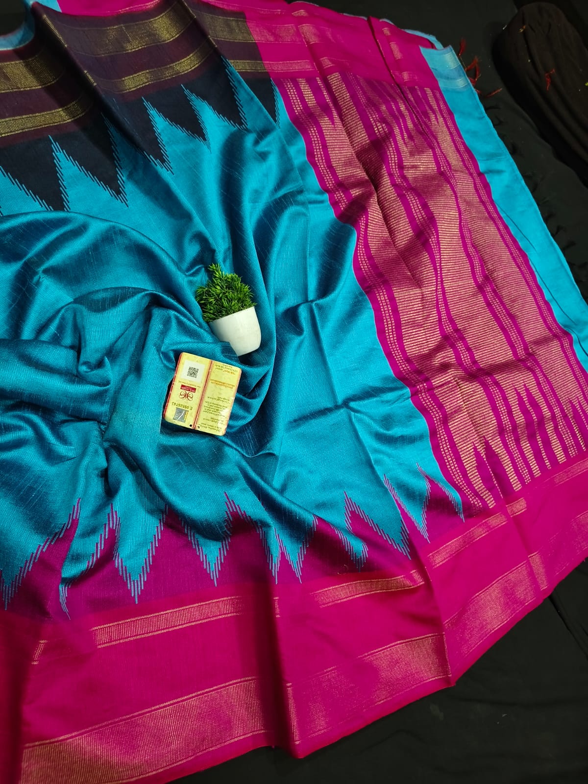 Handloom Raw Silk Saree - Black